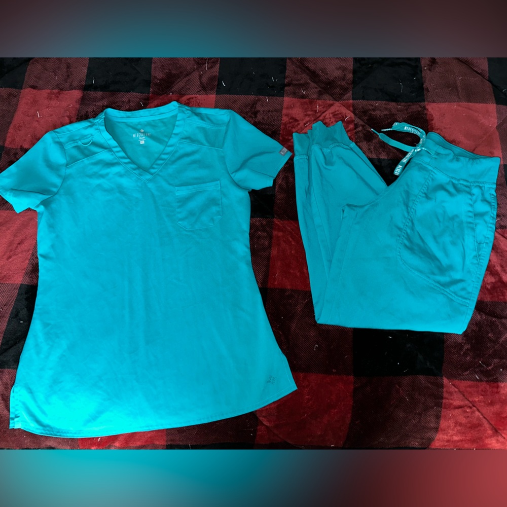 Med couture scrubs